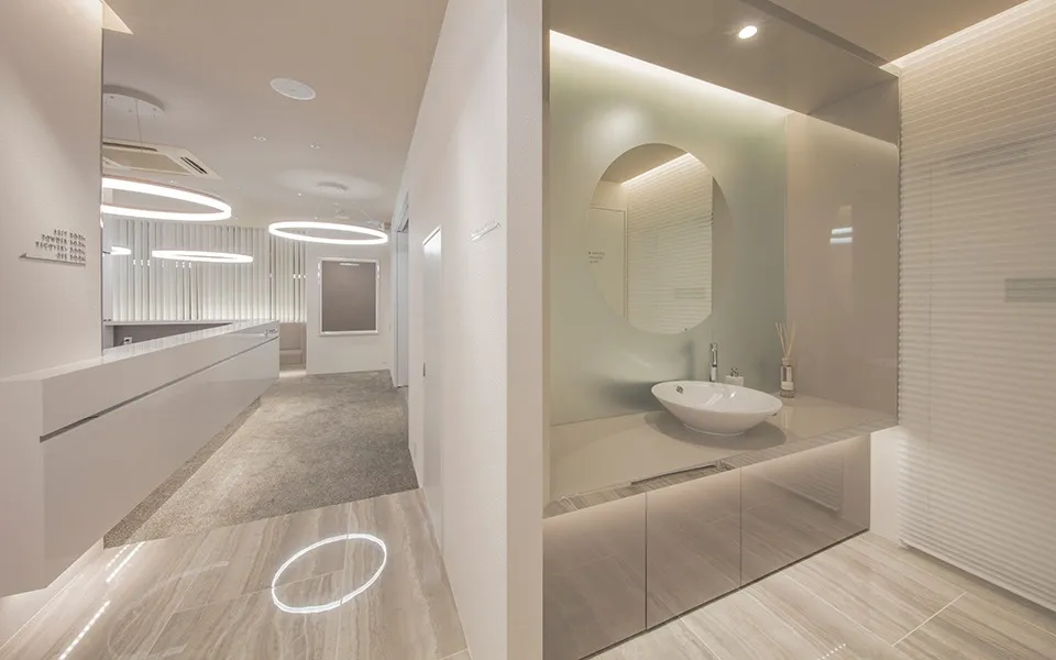 オキュロフェイシャルクリニック東京